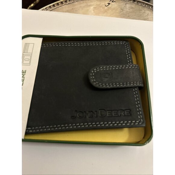 John Deere Men's Wallet Deep Gray W/Logo Passcase Leather Wallet New - Picture 6 of 12
